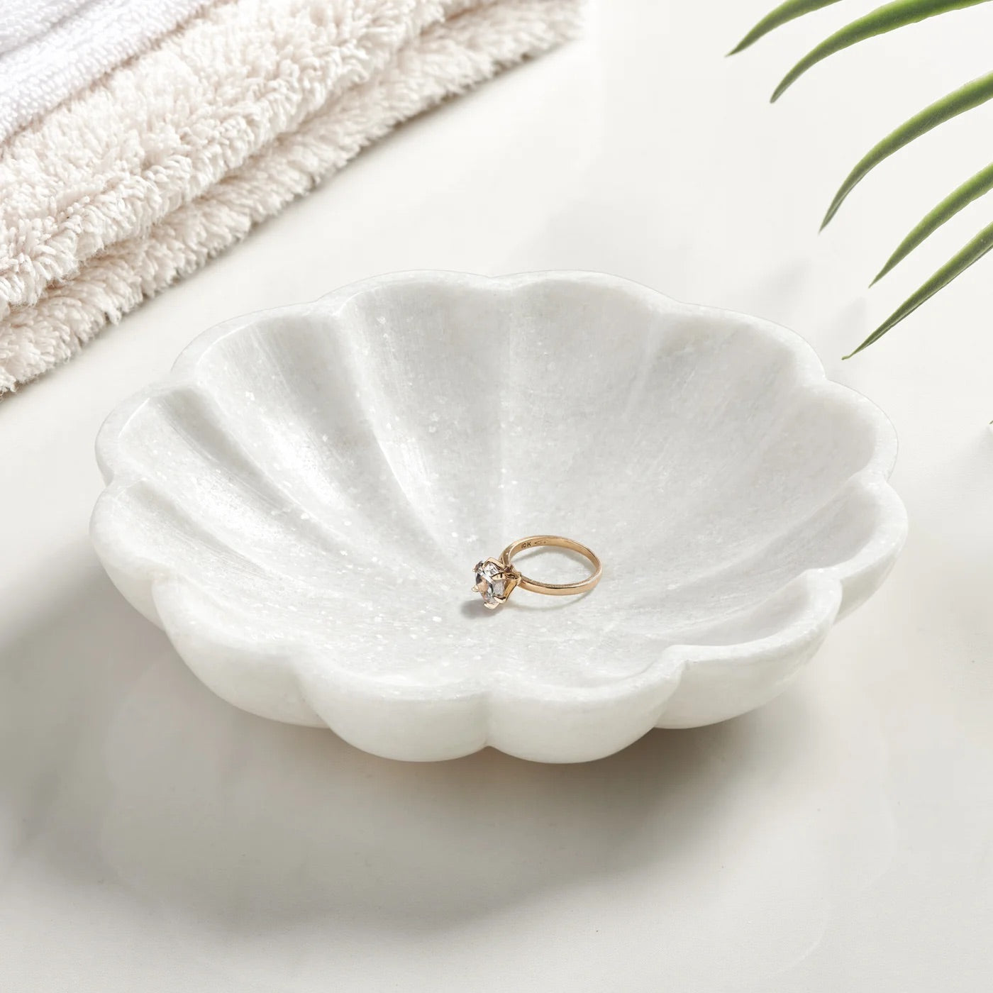 SOAP DISH - MARBLE FLOWER