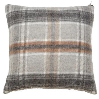 PILLOW, FLANNEL - GREY CHECK